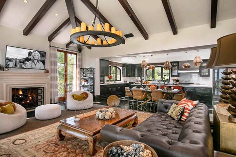 888 Lilac Dr, Santa Barbara, CA 93108 | MLS #21-3240 | Zillow Pool House Interior, California Mansion, Oversized Ottoman, Vegetable Bed, Prinz Harry, Gorgeous Kitchens, Black Cabinets, Prince Harry And Meghan, Indoor Outdoor Living