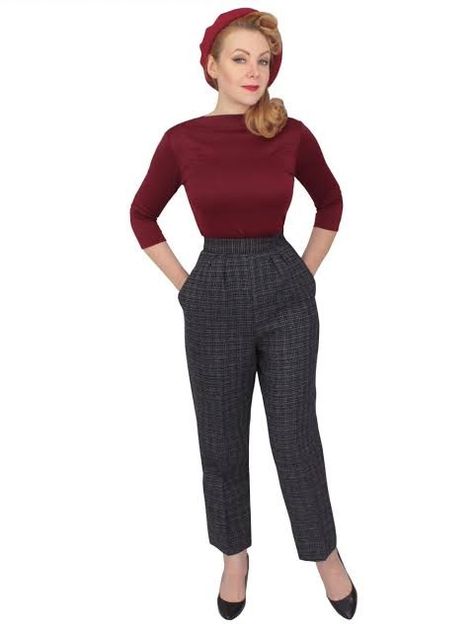 1950s Pants Women, Rockabilly Fashion Casual, 50s Goth, 60s Fashion For Women, Decade Outfits, 1950 Outfits, 50s Womens Fashion, Fifties Style, Christmas Carolers