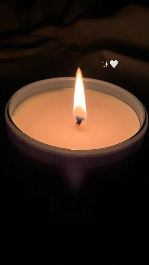 Calming Images, Iphone Wallpaper Cat, Candles Photography, Black And White Art Drawing, Sky Photography Nature, Creative Photography Techniques, Aesthetic Candles, Candle Aesthetic, Profile Pictures Instagram