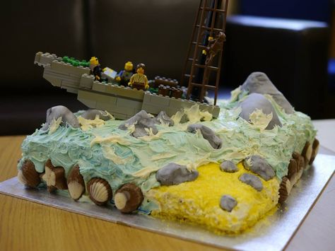 Messy Church cake - Shipwrecked! theme Shipwreck Cake, Sea Cake, Sea Cakes, Kids Party Themes, Shipwreck, Lucca, Themed Cakes, How To Make Cake, Birthday Ideas