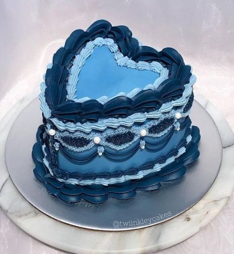 Royal Blue Cake Ideas, Midnight Blue Cake Birthday, Royal Blue Heart Cake, Blue Cake Aesthetic, Aesthetic Blue Cake, Blue Heart Cake Aesthetic, Birthday Cake Aesthetic Blue, Midnight Blue Cake, Vintage Birthday Cakes Blue