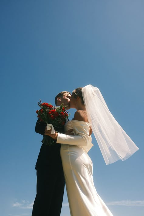 Wedding Photography Colorful, Fun Wedding Photo Ideas Bride And Groom, Detail Wedding Pictures, Wedding Detail Photography, Cinematic Photography Wedding, 35mm Wedding Photography, Artsy Wedding Photography, Mark Deleon, Non Traditional Elopement