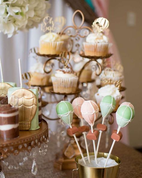 Hot Air Balloon Cake Pops, Hot Air Balloon Party Theme, Baby Shower Hot Air Balloon, Target Baby Shower, 1st Birthday Foods, Baby Cake Pops, Hot Air Balloon Wedding, Hot Air Balloon Cake