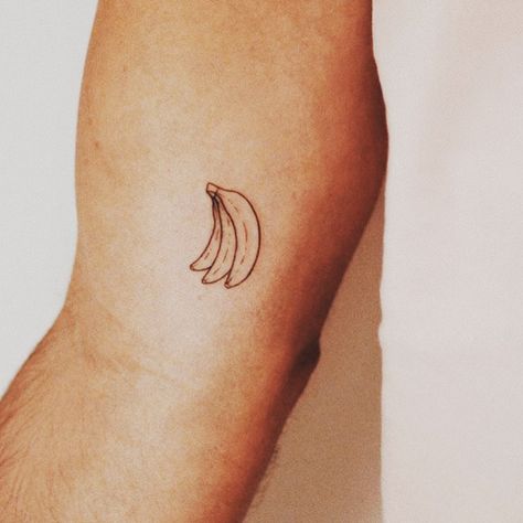 Simple Banana Tattoo, Tiny Banana Tattoo, Banana Tattoo Minimalist, Banana Tattoo, Inspiring Tattoos, Fruit Tattoo, Branch Tattoo, Body Decor, Tattoo Reference