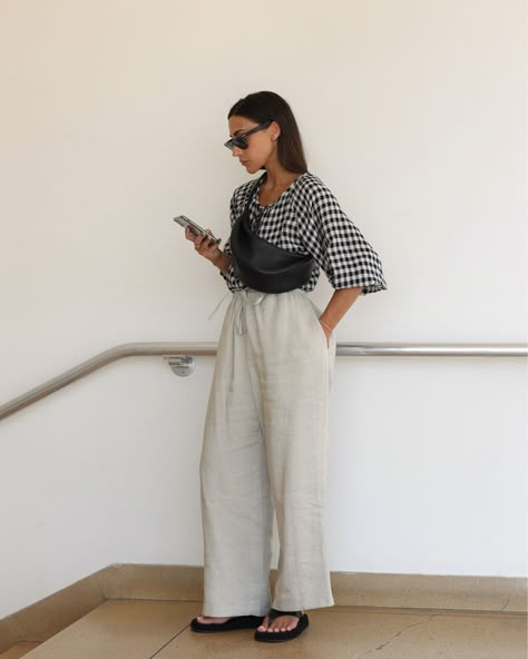 Shop - Strap with flat pins and other curated products on LTK, the easiest way to shop everything from your favorite creators. How To Wear Linen Pants, Linen Pants Outfit Ideas, White Linen Pants Outfit, Pants Outfit Ideas, Linen Pants Outfit, Black Linen Pants, Polished Casual, Work Fits, Neutral Outfit