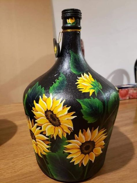 wine glass painting ideas for beginners wine glass painting class wine wall art wine art wine glass wall art stickers Sunflower Bottle Art, Mandala Art Bottle, Bottle Mandala Art, Bottle Sand Art, Bottle Mandala, Wine Glass Drawing, Bottle Top Art, Wine Glass Painting, Art Bottle