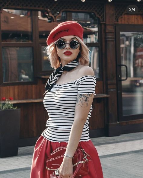 Burette Hat, Feminine Universe, French Chic Fashion, Chubby Face, Red Beret, European Outfit, French Chic, Red Hat, Bastille