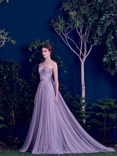 Mary's Style ♛ Hamda Al Fahim, Purple Prom, Dress Ball Gown, 파티 드레스, Dress With Pleats, Purple Prom Dress, فستان سهرة, Beauty Dress, Outfit Trends