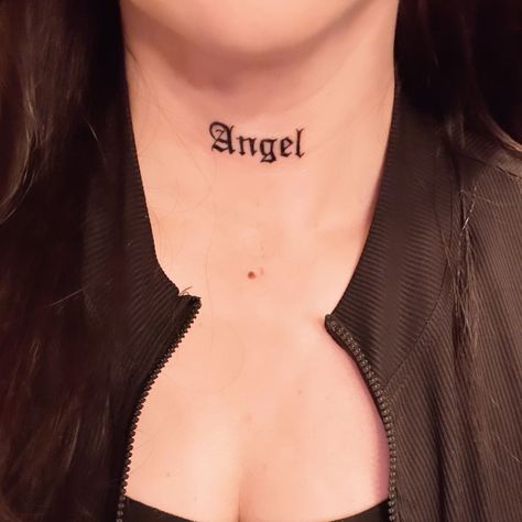 Angel Throat Tattoo, Aesthetic Tattoo Women, Angel Tattoo On Neck, Angel Tattoo Neck, Aesthetic Neck Tattoo, Neck Tattoo Aesthetic, Angel Word Tattoo, Women Neck Tattoo Ideas, Front Neck Tattoos Women