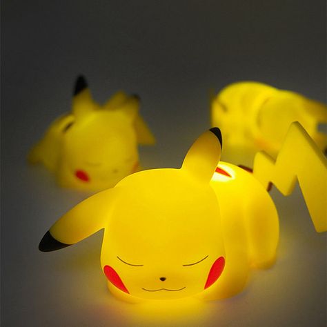 Pikachu Mignon, Pokemon Light, Bulbasaur Pokemon, Pokemon Room, Pikachu Pikachu, Cute Night Lights, Pokemon Accessories, Pikachu Wallpaper, Cute Pikachu