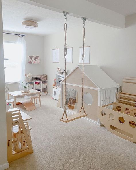 Playroom With Carpet, Baby Play Room Ideas Girl, Downstairs Playroom Ideas, Cute Decor Items, Best Playroom Ideas, Kids Playroom Inspiration, Dream Playroom Kids, Montessori Playroom Modern, Toddler Playroom Ideas Girl