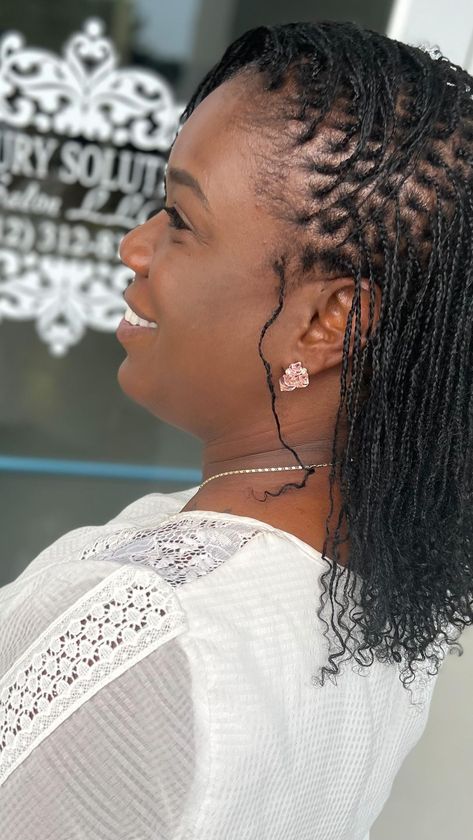 Micro Braids With Natural Hair, Micro Braids On Short Hair, Micro Braid Locs Starter, Microbraid Locs, Braids For Short Natural Hair, Tiny Twists Natural Hair, Braided Microlocs, Micro Braids Natural Hair, Knotless Braids On Short Hair