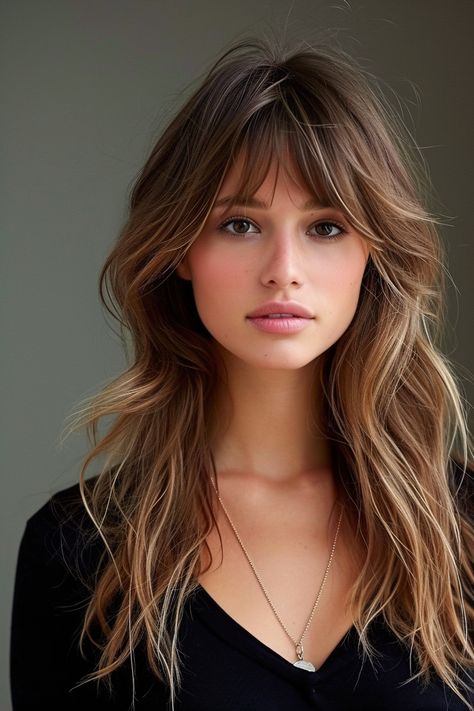 Langhaar-Pony gestuft: 50+ Styles für einen frischen Look - hairtastic.de Pony Hairstyle, Pony Hairstyles, Winter Mode, Cool Haircuts, Hair Cut, Cut And Color, Cool Hairstyles, Hair Cuts, Hair Styles