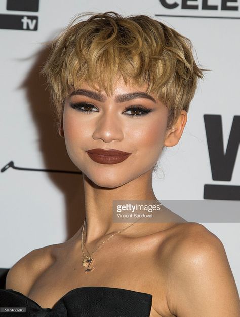 Zendaya 2016, Twa Hairstyles, Chic Short Hair, Short Hair Black, Short Hair Pixie Cuts, Short Sassy Hair, Sassy Hair, Very Short Hair, Short Hair Color