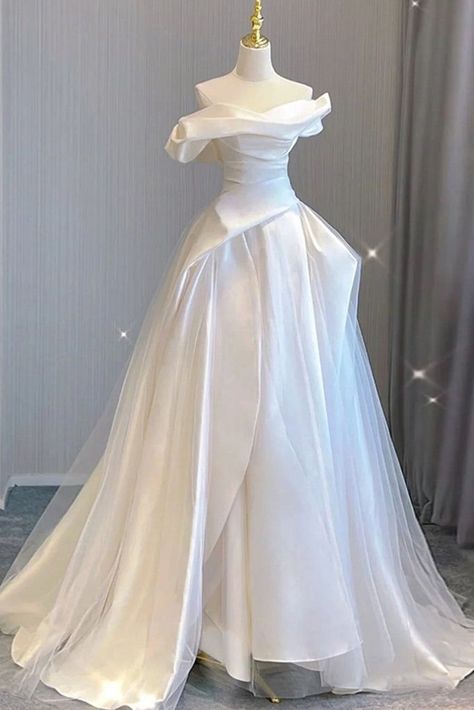 Ivory Off the Shoulder Tulle Wedding Dress, A Line New Bridal Gown Tulle Wedding Dress A Line, Grand Ball Gown, Wedding Dress Satin, Wedding Dress A Line, Satin Wedding Gown, Gaun Fashion, 사진 촬영 포즈, Pretty Wedding Dresses, Wedding Ideas Dresses