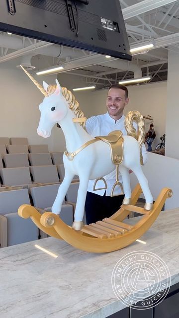 Amaury Guichon on Instagram: "Chocolate Rocking Horse! 💫 Fully functional for snack and ride! Every kid’s dream… #amauryguichon #chocolate" School Of Chocolate Amaury Guichon, Amaury Guichon Chocolate, Amary Guichon, Chocolate Sculptures Video, Amaury Guichon Video Chocolate, Chocolate Guy, Chocolate Animals, Chocolate Man, Unicorn Chocolate