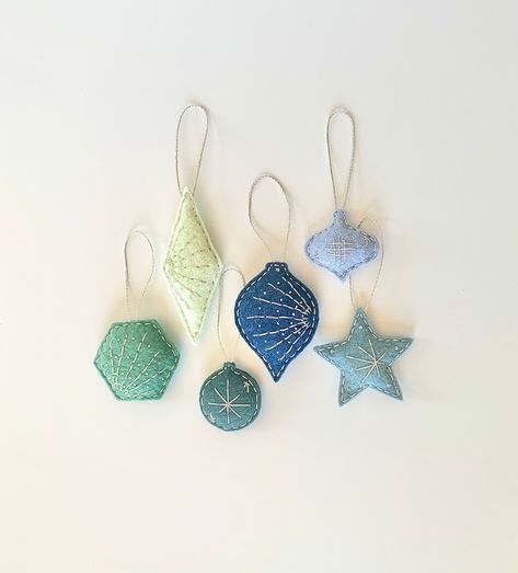 Felt Stitched Christmas Ornaments, Felt Hannukah Ornaments, Felt Ornaments With Beads, Felt Baubles Christmas, Embroidered Christmas Decorations, Felt Embroidered Ornaments, Felt Beaded Ornaments, Felt Embroidered Christmas Ornaments, Embroidered Felt Christmas Ornaments