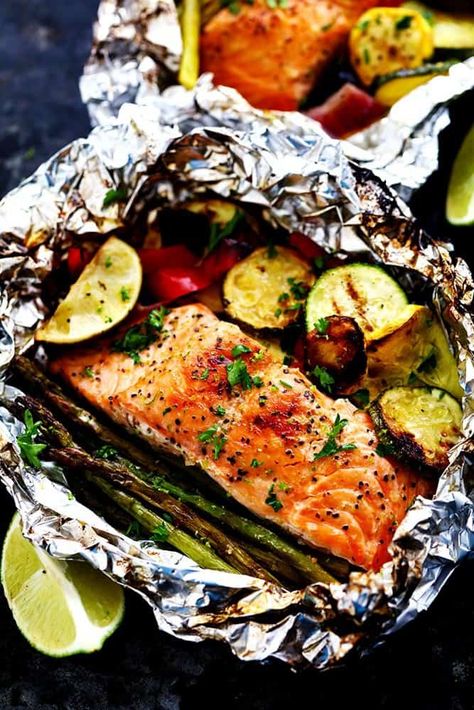 Grilled Lime Butter Salmon in Foil with Summer Veggies Bacon Ranch Pasta Salad, Foil Pack Dinners, Fresh Seafood Recipes, Foil Packet Dinners, Grilled Seafood Recipes, Salmon In Foil, Lime Butter, Foil Pack Meals, Foil Dinners