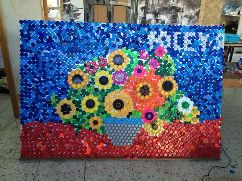 Finished bottle top mosaic Bottle Cap Mosaic Ideas, Bottle Top Art, Recycle Bottle Caps, Collaborative Art Projects, Cap Art, Recycled Art Projects, Auction Projects, Bottle Cap Art, Bottle Cap Crafts