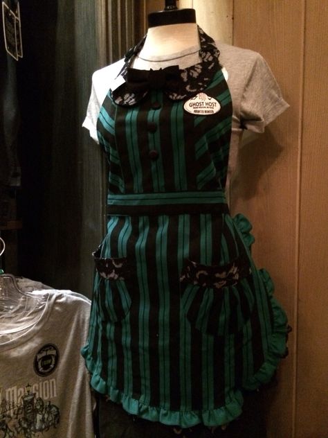 Disneyland Haunted Mansion ghost host apron Scary Disney, Haunted Mansion Costume, Haunted Mansion Halloween, Haunted Mansion Disneyland, Disney Haunted Mansion, Disney Designs, Disney Party, Oogie Boogie, Easy Halloween Costumes