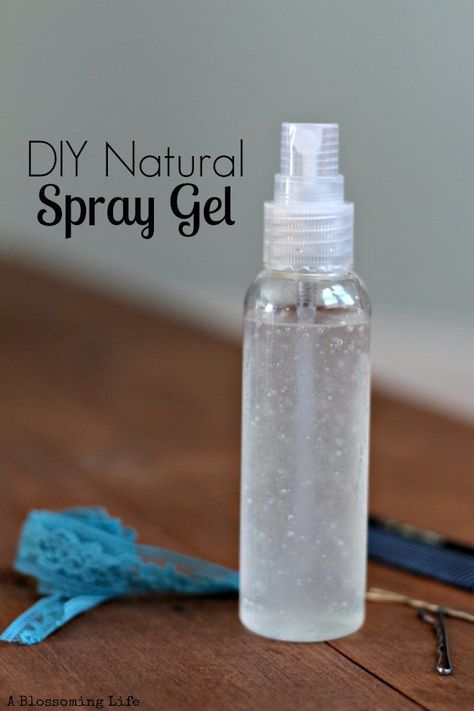 This recipe is very similar to my natural hairspray recipe, but with aloe vera gel - what a great idea! Make Up Diy, Diy Shampoo, Homemade Hair Products, Hair Mousse, Hair Food, Natural Diy, Hair Curly, Beauty Recipe, Curly Hair Tips