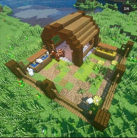 Pig Pen In Minecraft, Minecraft Farm Aesthetic Animals, Minecraft Animal Farm Ideas Easy, Llama House Minecraft, Minecraft Small Wooden House, Minecraft Pasture Ideas, Frog Cage Minecraft, Minecraft Donkey Stable, Simple Cute Minecraft Houses Easy