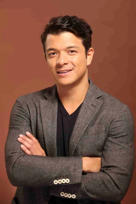 The Most Popular And Handsome Filipino Heartthrobs - HubPages Kristine Hermosa, Filipino Actors, Jericho Rosales, John Lloyd Cruz, Filipino Movies, Piolo Pascual, Dingdong Dantes, Maja Salvador, Eat Bulaga