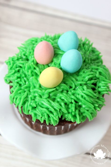 Easy Easter Cupcakes - Mom vs the Boys Easy Easter Cupcakes, Easter Cupcakes Easy, Chocolate Box Cake, Spring Cupcakes, Easy Easter Desserts, Easter Egg Designs, Box Cake Mix, Easter Cupcakes, Mini Eggs