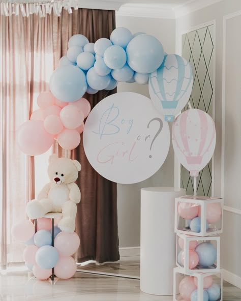 Photography Studio Decor, Gender Reveal Baby Shower Themes, Idee Babyshower, Gender Party, All White Party, Table Decor Living Room, Baby Gender Reveal Party, Gender Reveal Decorations, Baby Must Haves