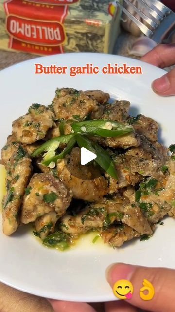 Low Cal Chicken Recipes, Light Chicken Recipes, Butter Garlic Chicken, Spicy Snacks Recipes, Garlic Chicken Recipes, Spicy Snacks, Reels Instagram, Mediterranean Diet Recipes, Low Cal