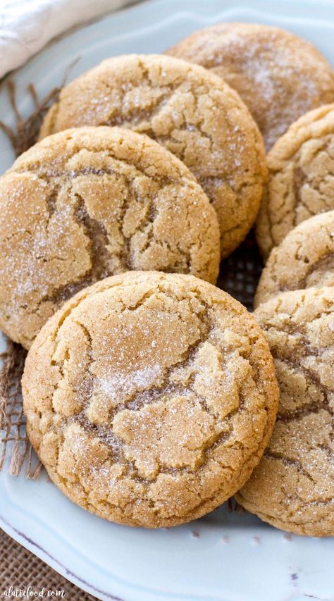 These Mexican Wedding Cookies are the quintessential Christmas cookie! Also known as Russian Tea Cakes or Snowball Cookies. The powdered sugar coating makes them look like snowballs for the holidays! They make the perfect treat to add to your holiday cookie plates. #christmascookies #cookies Maple Recipes, Maple Syrup Recipes, Desserts Keto, Snickerdoodle Recipe, Snickerdoodle Cookie Recipes, Fall Cookies, Syrup Recipe, Pure Maple Syrup, Snickerdoodles