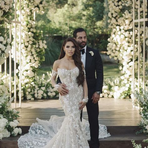 Beauty Influencer Karen Sarahi Gonzalez of @iluvsarahii Hosted a Dreamy Garden Wedding in California Afterparty Dress, Garden Wedding California, Dreamy Garden Wedding, Wedding In Jamaica, Simi Valley California, Wedding Skincare, Dreamy Garden, Wedding Salon, Wedding In California