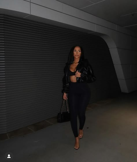 Chill First Date Outfits, Baddies Outfit, Club Outfits For Women, All Black Fashion, Classy Casual Outfits, All Black Outfit, Baddie Outfits Casual, Club Outfits