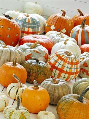 Painted Pumpkin Party - Bower Power Pretty Pumpkins, Pumpkin Party, Pumpkin Halloween Decorations, Fall Outdoor Decor, Fall Holidays, Fete Halloween, Painted Pumpkins, Pumpkin Decorating, Fall Fun