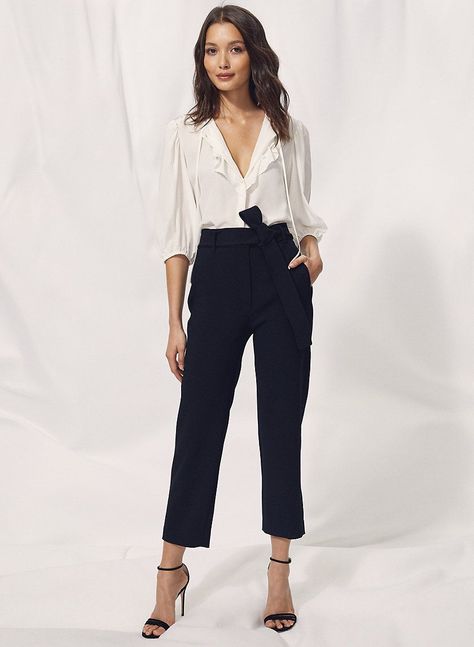 1ef91c212e30e14bf125e9374262401fdesc39745468ri Waist Pants Outfit, Tie Waist Pants Outfit, Semi Formal Outfits For Women, Casual Autumn Outfits Women, High Waisted Pants Outfit, Pants Outfit Fall, Professional Work Outfit, Tie Waist Pants, Work Dresses For Women