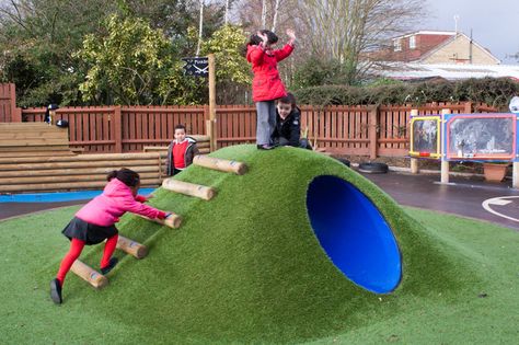 Inspirational Play for Schools and Nurseries Natural Playground Ideas, Cool Playgrounds, School Playground Equipment, Natural Playgrounds, Children Playground, Backyard Kids Play Area, Outdoor Play Areas, Sensory Garden, Children Park