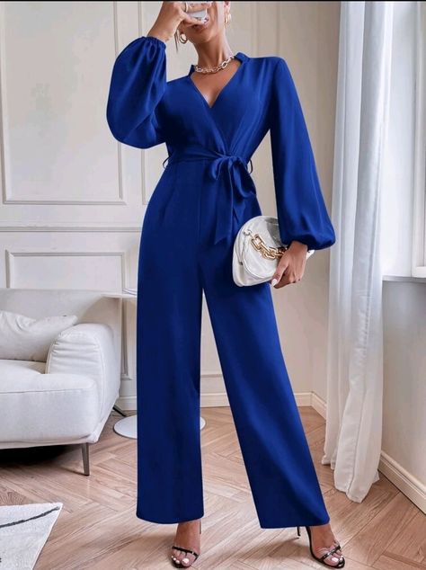 Jumpsuit Elegant Wedding, Hijab Jumpsuit, Fancy Jumpsuit, Satin Outfit, Style Essence, Hand Beaded Bag, Suit Jumpsuit, Classic Outfit, Belt Jumpsuit