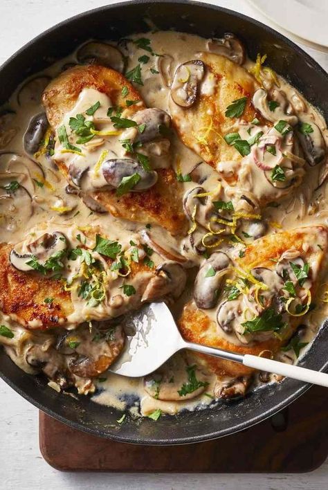 This 30-minute, one-skillet Chicken Scallopini is ready for even your craziest weeknights. Family-friendly and easy, there's a reason our Test Kitchen calls it "Old Faithful." #recipeideas #recipes #dinnerrecipes #southernliving Chicken Scallopini, 30 Minute Dinners, Creamy Mushroom Sauce, How To Cook Mushrooms, Creamy Mushrooms, Chicken Cutlets, Skillet Chicken, Boneless Skinless Chicken, 30 Minute Meals