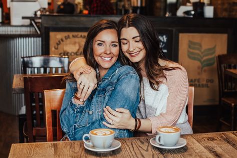 #CoffeeDate #CoffeeShop #Photoshoot #Inspo #Trending #Friends #Coffee #Downtown Coffee Shop Photoshoot Friends, Coffeeshop Photoshoot, Coffee At Cafe, Marketing Assignment, Coffee Photoshoot, Mother Daughter Photography Poses, Friends Cafe, Downtown Photography, Mother Daughter Photoshoot