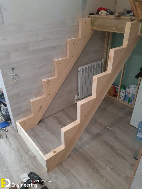 35+ Photos Of Wooden Staircase Under Construction | Engineering Discoveries