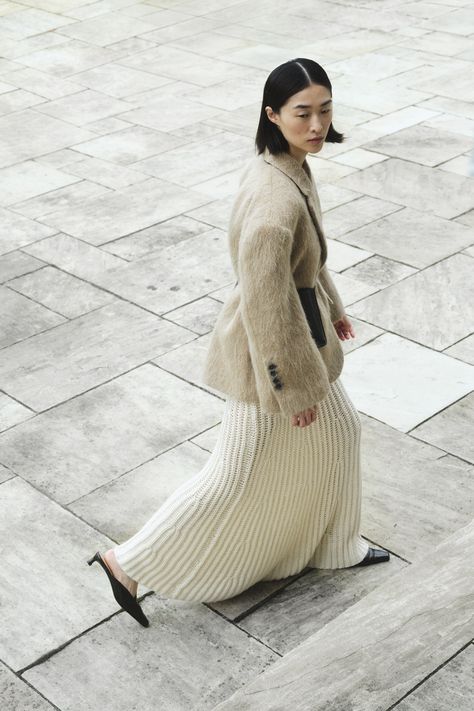 Runway 2023, Copenhagen Spring, Turtleneck Midi Dress, Copenhagen Style, Copenhagen Fashion Week, White Sleeveless Dress, Sanya, Fashion Runway, Malene Birger