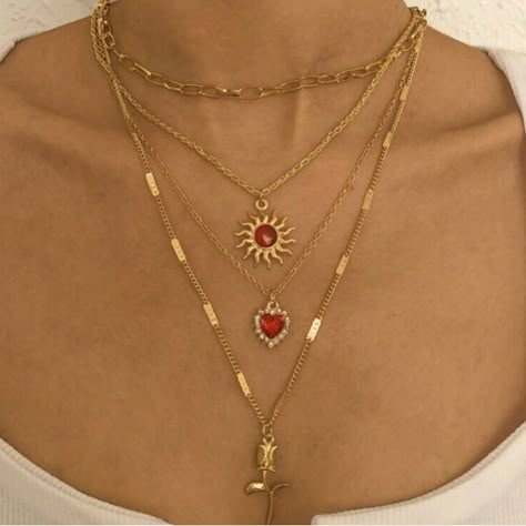 Nwt- 4 Layered Gold Necklace With Red Accents Jewelry Formal, Rose Pendant Necklace, Formal Jewelry, Zara Jewelry, Free People Jewelry, Jewelry Summer, Layered Necklace Set, Jewelry Dainty, Jewelry Accessories Ideas