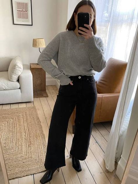 My Verdict on the 6 Best H&M Jeans | Who What Wear UK Hm Jeans, Cropped Flare Jeans, Jean Trends, M Jeans, Tapered Jeans, H&m Jeans, Designer Jeans, Shoe Style, Dark Denim