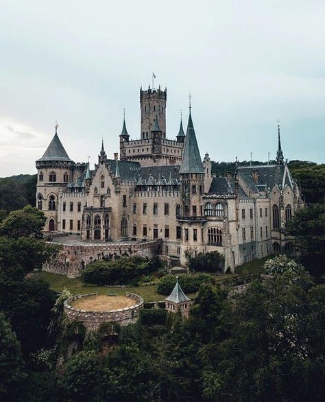 Fancy Castle Exterior, Castle Mansion Exterior, Medieval French Castle, Modern Day Castle, Castle Looking Houses, Royal Castle Exterior, Bloxburg Castle Exterior, Victorian Castle Exterior, Castle Princess Aesthetic