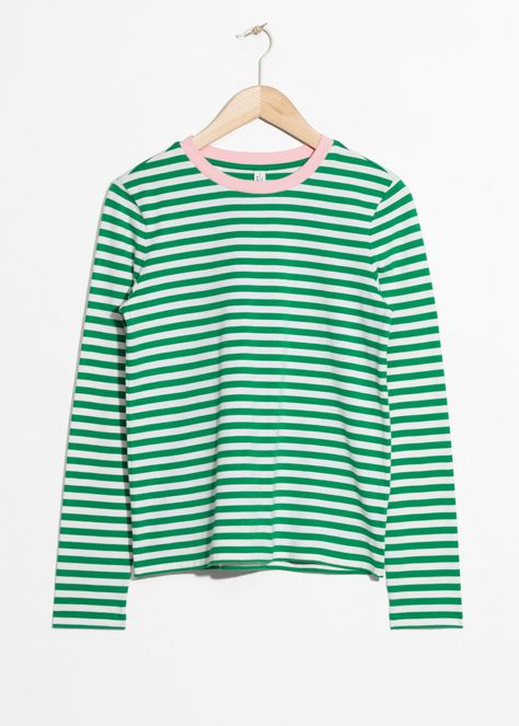 Plain White T Shirt, Trainers Outfit, Clothing Online Shop, Striped Long Sleeve Tee, Tees Pattern, Horizontal Stripes, Green Tops, Striped Tee, Striped Long Sleeve