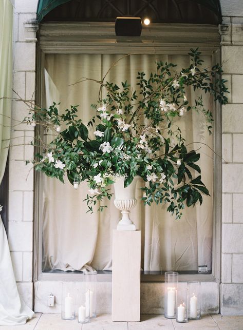 Holly Carlisle of Rosegolden created this dramatic green and white arrangement at the doorway to the restaurant. Wedding Ideas Floral, Urn Arrangements, Decoration Buffet, Wedding Ceremony Flowers, Ceremony Inspiration, Floral Arrangements Wedding, Ceremony Flowers, Wedding Arrangements, Deco Floral