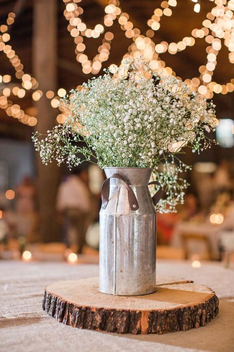 July Wedding Decor Ideas, Farm Style Wedding Tables, Entertainment Ideas Event, Wiskey Barrell Ideas Flowers Wedding, Simple Fall Wedding Reception Ideas, Rustic Prom Decorations, Ranch Wedding Decorations, Cowboy Wedding Decor, 50th Centerpieces