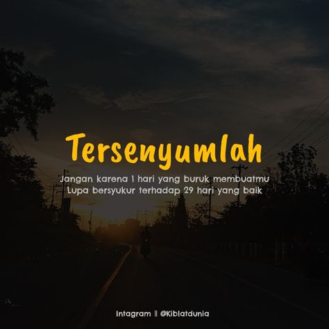 Untuk pengingat diri, motivasi dan nasehat islami Quotes Islami Motivasi, Quotes Nice, Quotes Good Night, Good Quotes, Quotes Self, Nice Quotes, Story Quotes, Quotes Indonesia, Feel Good Quotes