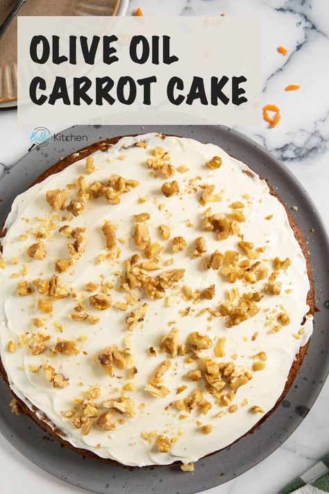 Carrot Cake Recipe Without Oil, Carrot Olive Oil Cake, Olive Oil Carrot Cake, Easy Carrot Recipes, Cakes Made With Oil, Healthy Birthday Cake, Carrot And Walnut Cake, Healthy Birthday Cakes, Carrot Cake Recipe Easy