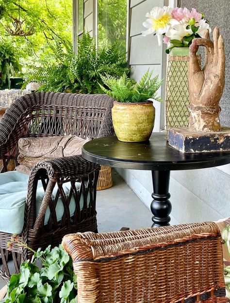 Grandmillennial Style, Buddha Hand, England Homes, Leaded Glass Windows, Library Table, Blue And White Chinoiserie, Porch Furniture, Hand Sculpture, Bedroom Renovation